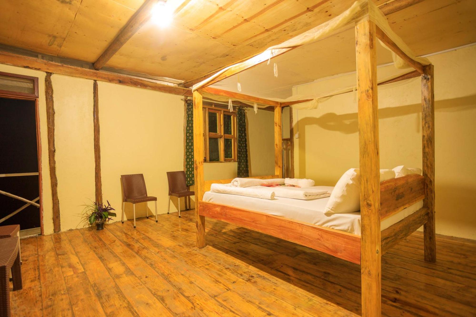 Kasenda Lake Mwamba Lodge מראה חיצוני תמונה